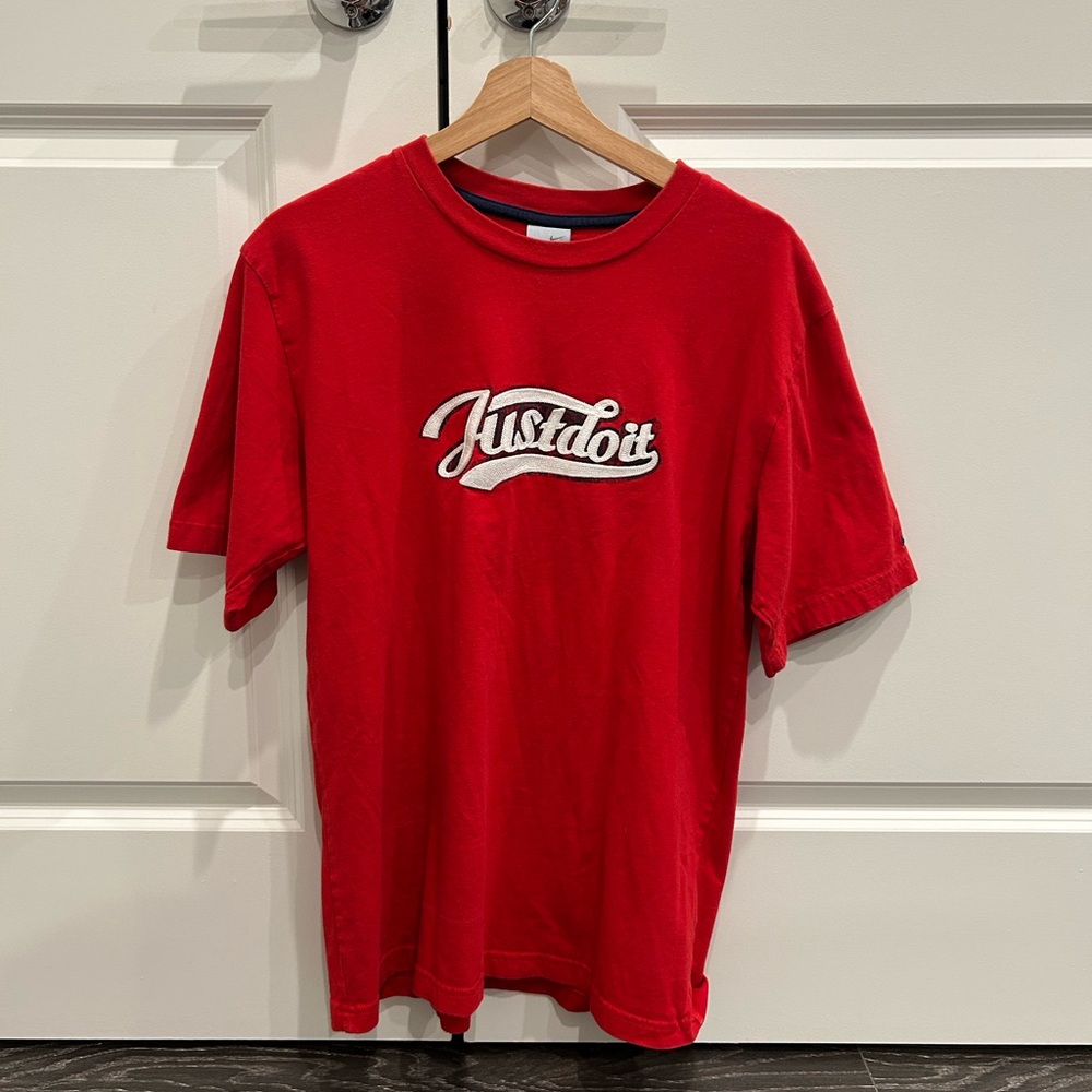 Vintage Nike Graphic Tee